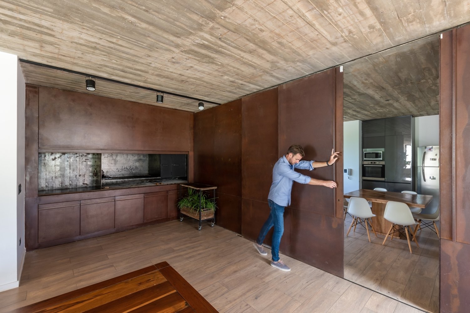 PLC House v Argentině: funkčnost a design v každém detailu