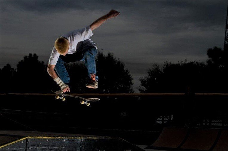 skateboard-grab-air-jump-skateboarder-trick-man